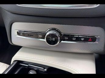 VOLVO XC90 2.0 T8 Recharge Phev R Design 5Dr Awd Auto
