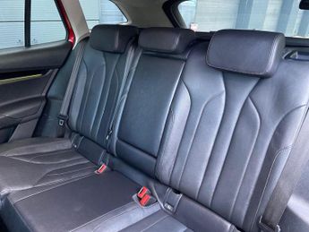 SKODA ENYAQ Iv 62Kwh 60 Suv 5Dr Electric Auto (Dc120Kw) (179 Ps)
