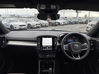VOLVO XC40 2.0 B3P Plus Dark 5Dr Auto