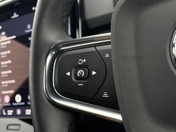 VOLVO XC40 300Kw Recharge Twin Plus 78Kwh 5Dr Awd Auto