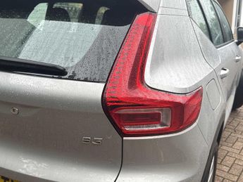 VOLVO XC40 2.0 B3P Core 5Dr Auto