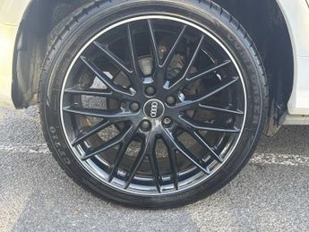 AUDI Q2 35 Tfsi Black Edition 5Dr S Tronic