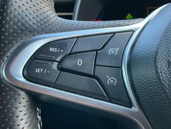 RENAULT CLIO 1.6 E-TECH full hybrid 145 Engineered 5dr Auto