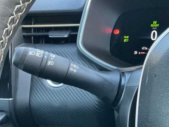 RENAULT CLIO 1.6 E-TECH full hybrid 145 Engineered 5dr Auto