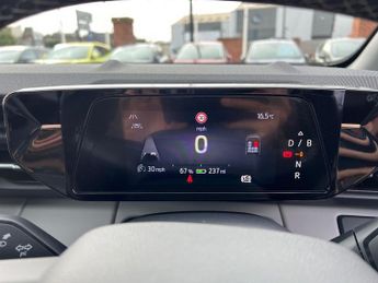 FORD CAPRI Extended Range 77Kwh Premium Suv 5Dr Electric Auto (286 Ps)