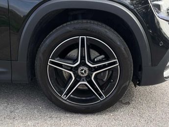 MERCEDES-BENZ GLB Glb 200 Amg Line Executive 5Dr 7G-Tronic