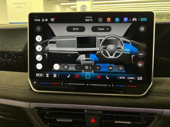 VOLKSWAGEN Tiguan 1.5 Tsi 272 Ehybrid R-Line 5Dr Dsg