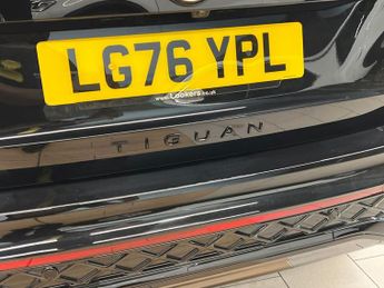VOLKSWAGEN Tiguan 1.5 TSI 272 eHybrid R-Line 5dr DSG