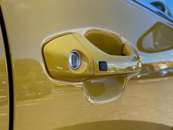 KIA STONIC 1.0T Gdi 48V Connect 5Dr Dct