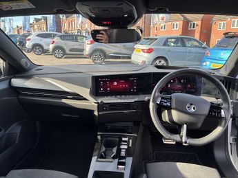 VAUXHALL ASTRA 1.2 Turbo 130 Ultimate 5Dr Auto