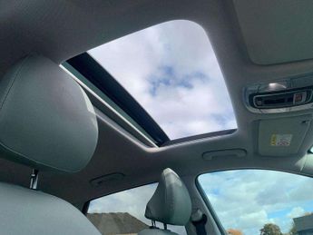 HYUNDAI KONA 1.6 Gdi Hybrid Ultimate 5Dr Dct