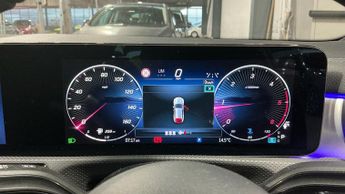 MERCEDES-BENZ CLA Cla 220D Amg Line Premium Plus 5Dr Tip Auto
