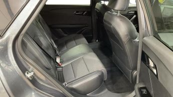 MG MOTOR UK MG4 150Kw Trophy Ev Long Range 64Kwh 5Dr Auto