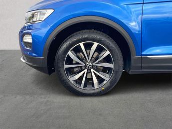 VOLKSWAGEN T-ROC 1.5 TSI EVO Black Edition SUV 5dr Petrol DSG Euro 6 (s/s) (150 p