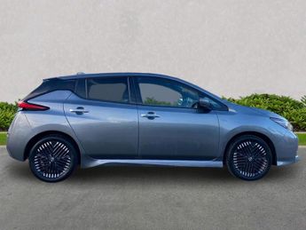 NISSAN LEAF 39kWh N-Connecta Hatchback 5dr Electric Auto (150 ps)