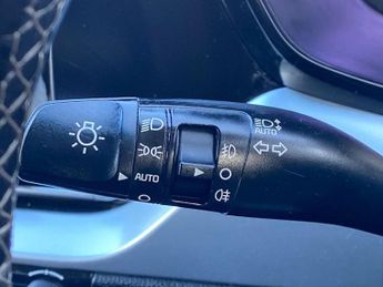 KIA NIRO 1.6 GDi Hybrid 2 5dr DCT