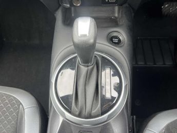 NISSAN JUKE 1.6 Hybrid N-Connecta 5Dr Auto