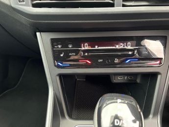 VOLKSWAGEN POLO 1.0 Tsi R-Line Hatchback 5Dr Petrol Dsg Euro 6 (S/S) (95 Ps)