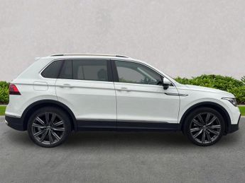 VOLKSWAGEN TIGUAN 2.0 Tdi Elegance Suv 5Dr Diesel Dsg 4Motion Euro 6 (S/S) (200 Ps