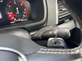 VOLVO XC90 2.0 D5 Powerpulse R Design 5Dr Awd Geartronic