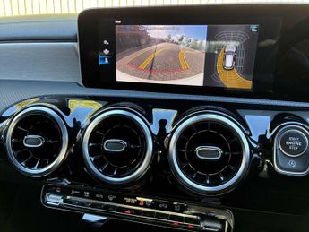 MERCEDES-BENZ CLA Cla 200 Amg Line 5Dr Tip Auto