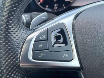MERCEDES-BENZ E CLASS E350D Amg Line Premium Plus 4Dr 9G-Tronic