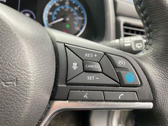 NISSAN LEAF 39Kwh Tekna Hatchback 5Dr Electric Auto (150 Ps)