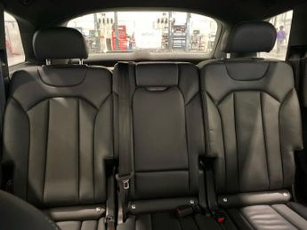 AUDI Q7 3.0 TDI V6 45 Black Edition SUV 5dr Diesel Tiptronic quattro Eur