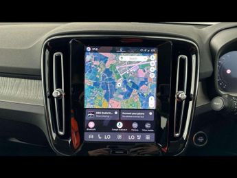 VOLVO XC40 2.0 B3P Plus Pro Dark 5Dr Auto