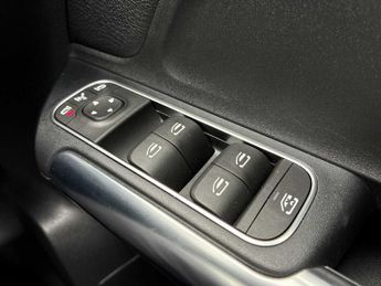 MERCEDES-BENZ B CLASS B200 Sport Executive 5Dr Auto