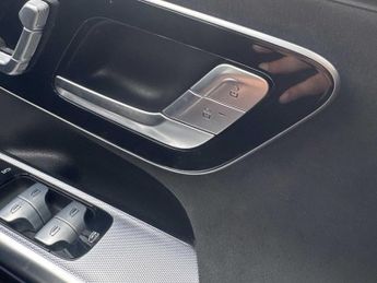 MERCEDES-BENZ EQE EQE 300 180kW AMG Line Premium 89kWh 4dr Auto