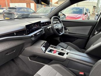 VAUXHALL GRANDLAND 1.2 Hybrid [136] GS 5dr e-DCT6