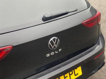 VOLKSWAGEN GOLF 2.0 TDI R-Line Hatchback 5dr Diesel DSG Euro 6 (s/s) (150 ps)