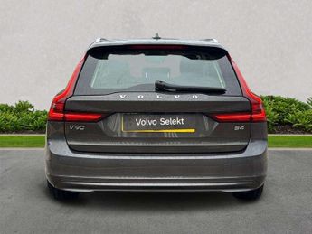 VOLVO V90 2.0 B4P Momentum 5Dr Auto