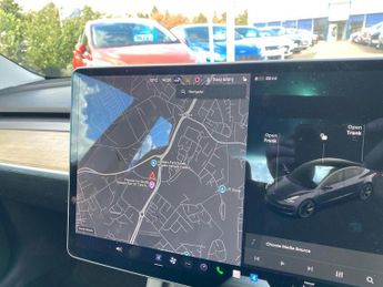TESLA MODEL 3 (Dual Motor) Long Range Saloon 4Dr Electric Auto 4Wde (346 Ps)