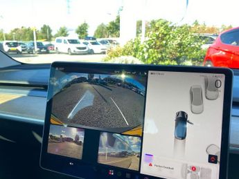 TESLA MODEL 3 (Dual Motor) Long Range Saloon 4Dr Electric Auto 4Wde (346 Ps)