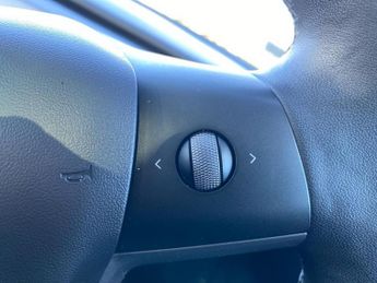 TESLA MODEL 3 (Dual Motor) Long Range Saloon 4Dr Electric Auto 4Wde (346 Ps)