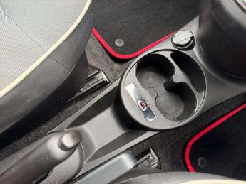 FIAT 500 1.2 Lounge 2Dr Dualogic