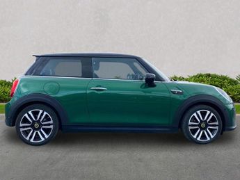 MINI HATCHBACK Cooper Se 32.6Kwh Level 3 Hatchback 3Dr Electric Auto (184 Ps)