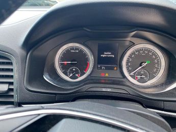 SKODA KAROQ 2.0 TDI SE L SUV 5dr Diesel DSG 4WD Euro 6 (s/s) (150 ps)
