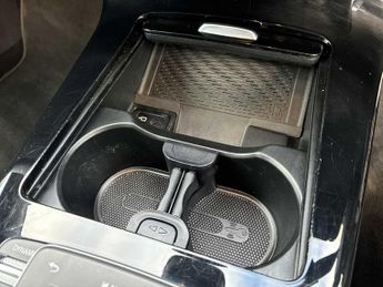 MERCEDES-BENZ CLA Cla 200 Amg Line 5Dr Tip Auto