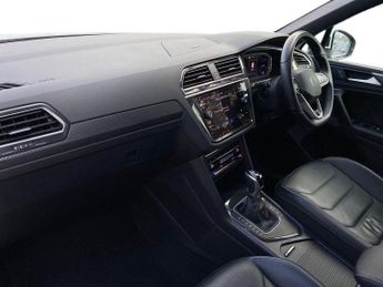 VOLKSWAGEN TIGUAN 1.5 TSI R-Line SUV 5dr Petrol DSG Euro 6 (s/s) (150 ps)