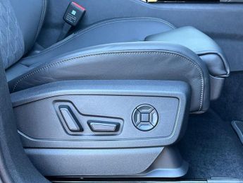 AUDI Q5 2.0 Tdi Quattro Edition 1 5Dr S Tronic [S+V]