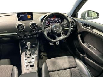 AUDI A3 1.5 TFSI CoD 35 S line Sportback 5dr Petrol S Tronic Euro 6 (s/s