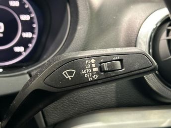 AUDI A3 1.5 TFSI CoD 35 S line Sportback 5dr Petrol S Tronic Euro 6 (s/s
