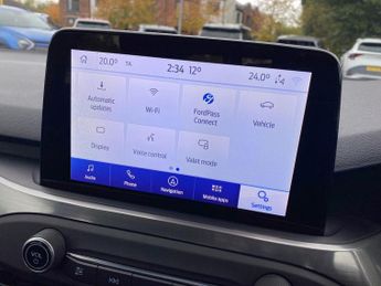 FORD FOCUS 1.0 EcoBoost 125 Titanium 5dr Auto