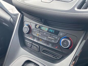 FORD KUGA 1.5 TDCi Titanium X SUV 5dr Diesel Powershift Euro 6 (s/s) (120 