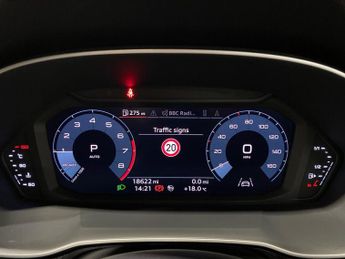 AUDI Q3 1.5 TFSI CoD 35 S line SUV 5dr Petrol S Tronic Euro 6 (s/s) (150