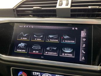AUDI Q3 1.5 TFSI CoD 35 S line SUV 5dr Petrol S Tronic Euro 6 (s/s) (150