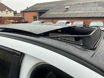 FORD KUGA 2.5 Duratec 14.4kWh ST-Line X Black Package SUV 5dr Petrol Plug-